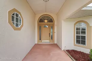 995 Wildwood Dr, Melbourne, FL 32940 - Photo 3