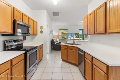 8316 106th Avenue, Vero Beach, FL 32967 - Photo 3