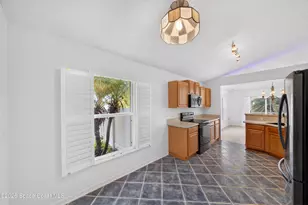 2413 Wolf Creek Dr, Melbourne, FL 32935 - Photo 25