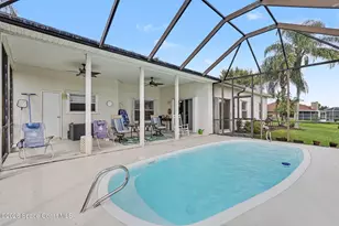 345 Lake View Ln, Grant-Valkaria, FL 32909 - Photo 5