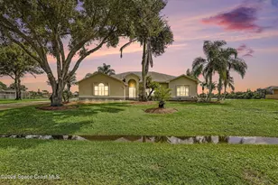 345 Lake View Ln, Grant-Valkaria, FL 32909 - Photo 33