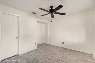 942 NW Sorrel Street NW, Palm Bay, FL 32907 - Photo 9