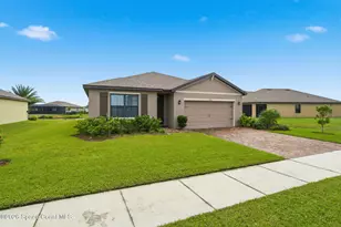6784 Topaz Dr, Grant-Valkaria, FL 32949 - Photo 5