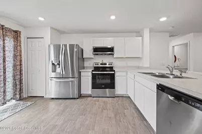 2657 Foster Road SE, Palm Bay, FL 32909 - Photo 11