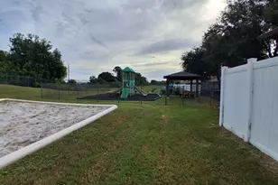 895 Luminary Cir, Melbourne, FL 32901 - Photo 39