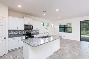 629 Old Country Rd S E, Palm Bay, FL 32909 - Photo 13