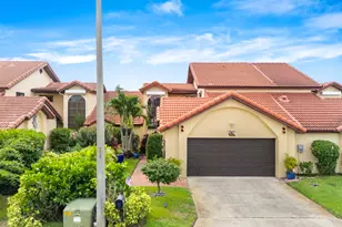 602 Manatee Dr, Satellite Beach, FL 32937 - Photo 1