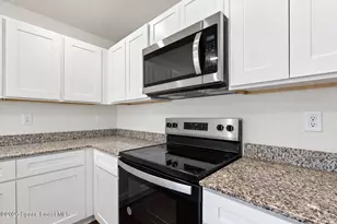 721 Daysland Ave SW, Palm Bay, FL 32908 - Photo 7