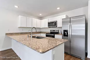 721 Daysland Ave SW, Palm Bay, FL 32908 - Photo 5