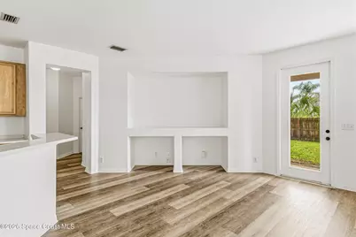 811 Parsons Circle SE, Palm Bay, FL 32909 - Photo 7