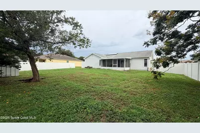 632 Banks Street NW, Palm Bay, FL 32907 - Photo 23