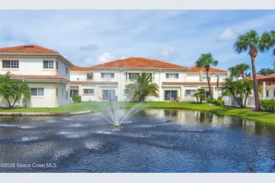 520 7th Square #202, Vero Beach, FL 32962 - Photo 3