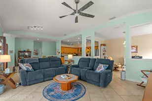 520 7th Sq, Vero Beach, FL 32962 - Photo 9