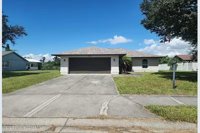 1608 14th Street W, Palmetto, FL 34221 - Photo 1