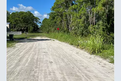 2000 Vally Road, Grant-Valkaria, FL 32950 - Photo 3