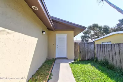 139 Woodland Avenue, Cocoa Beach, FL 32931 - Photo 17
