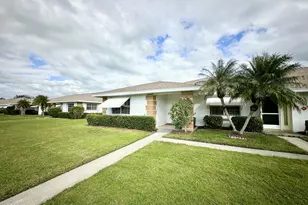 324 Colony Ln, Fort Pierce, FL 34982 - Photo 3