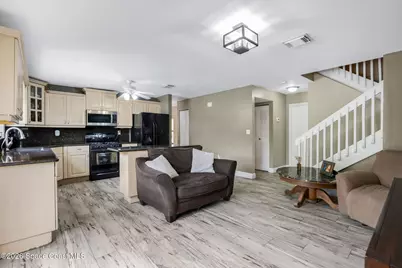561 Auburn Way, Davie, FL 33325 - Photo 15