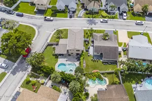 561 Auburn Way, Davie, FL 33325 - Photo 61