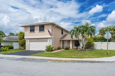561 Auburn Way, Davie, FL 33325 - Photo 1
