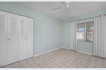 533 S Lakes End Drive #E2, Fort Pierce, FL 34982 - Photo 7