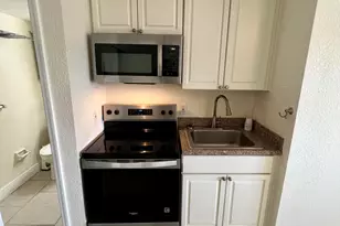1425 Oak St, Melbourne, FL 32901 - Photo 5