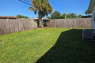 2216 Lakeview Dr, Melbourne, FL 32935 - Photo 21