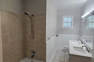 2216 Lakeview Dr, Melbourne, FL 32935 - Photo 11