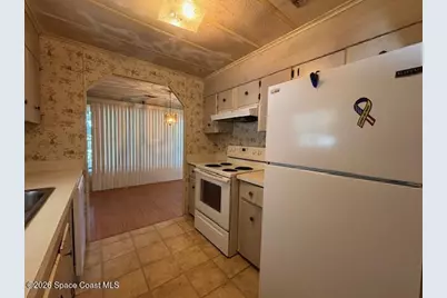 945 Jacaranda Drive, Sebastian, FL 32976 - Photo 9
