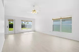 1381 Olde Bailey Ln, West Melbourne, FL 32904 - Photo 5