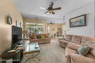 576 Gardendale Cir SE, Palm Bay, FL 32909 - Photo 13