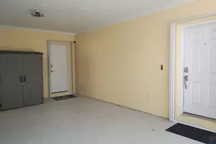 233 S Brevard Ave, Cocoa Beach, FL 32931 - Photo 3