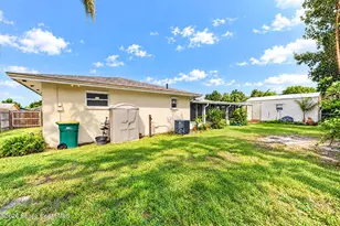 2541 Wright Ave, Melbourne, FL 32935 - Photo 39