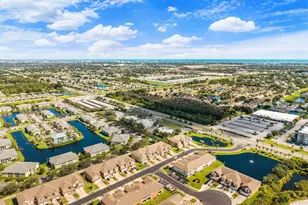 1020 Venetian Dr, Melbourne, FL 32904 - Photo 37