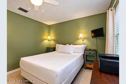 910 E Causeway Boulevard #C13, Vero Beach, FL 32963 - Photo 17