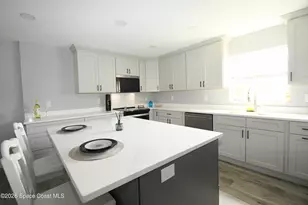 2500 Eagle Dr, Melbourne, FL 32935 - Photo 1