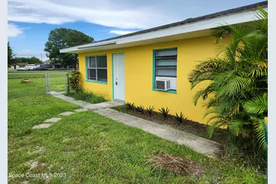 72 Bossieux Boulevard #B, West Melbourne, FL 32904 - Photo 1