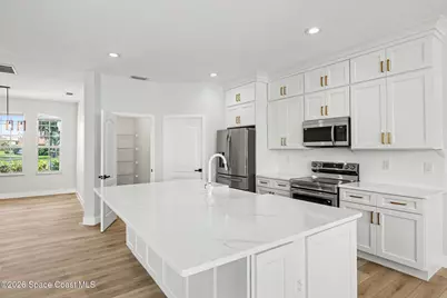 572 Oceanside Boulevard, Melbourne, FL 32903 - Photo 9