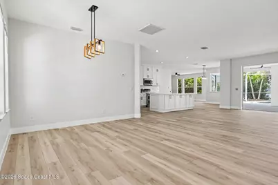 572 Oceanside Boulevard, Melbourne, FL 32903 - Photo 7