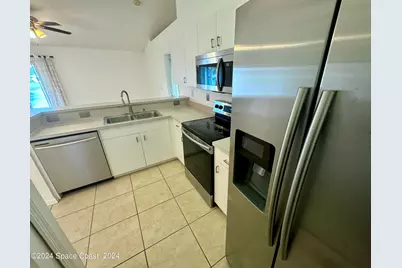 3791 Town Square Boulevard #49, Melbourne, FL 32901 - Photo 5