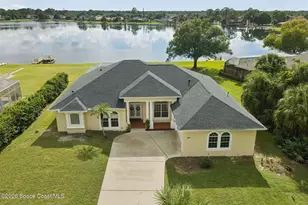 3954 Snowy Egret Dr, Melbourne, FL 32904 - Photo 1