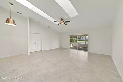 423 Vizcaya Court, Melbourne, FL 32940 - Photo 7