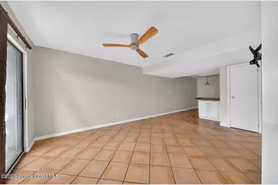1800 S Orlando Avenue #18, Cocoa Beach, FL 32931 - Photo 5