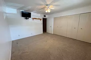 8521 S Old Country Manor, Davie, FL 33328 - Photo 9
