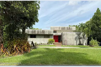13050 N Calusa Club Drive, Miami, FL 33186 - Photo 1