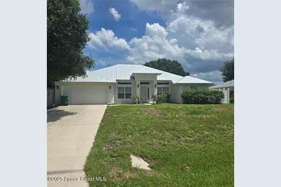 425 Ash Street, Sebastian, FL 32958 - Photo 1