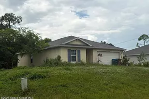 1124 NE 36th St, Cape Coral, FL 33909 - Photo 3