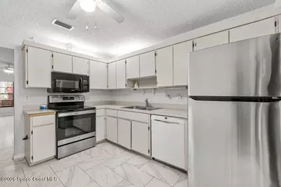 8019 SE Villa Circle, Hobe Sound, FL 33455 - Photo 9