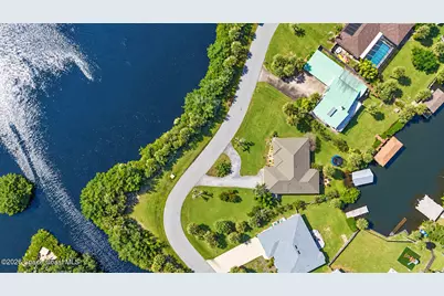 380 Lakeview Drive, Melbourne Beach, FL 32951 - Photo 5
