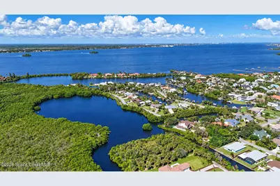 380 Lakeview Drive, Melbourne Beach, FL 32951 - Photo 47